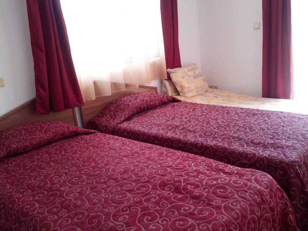 Byala Perla Family Hotel Pokoj fotografie